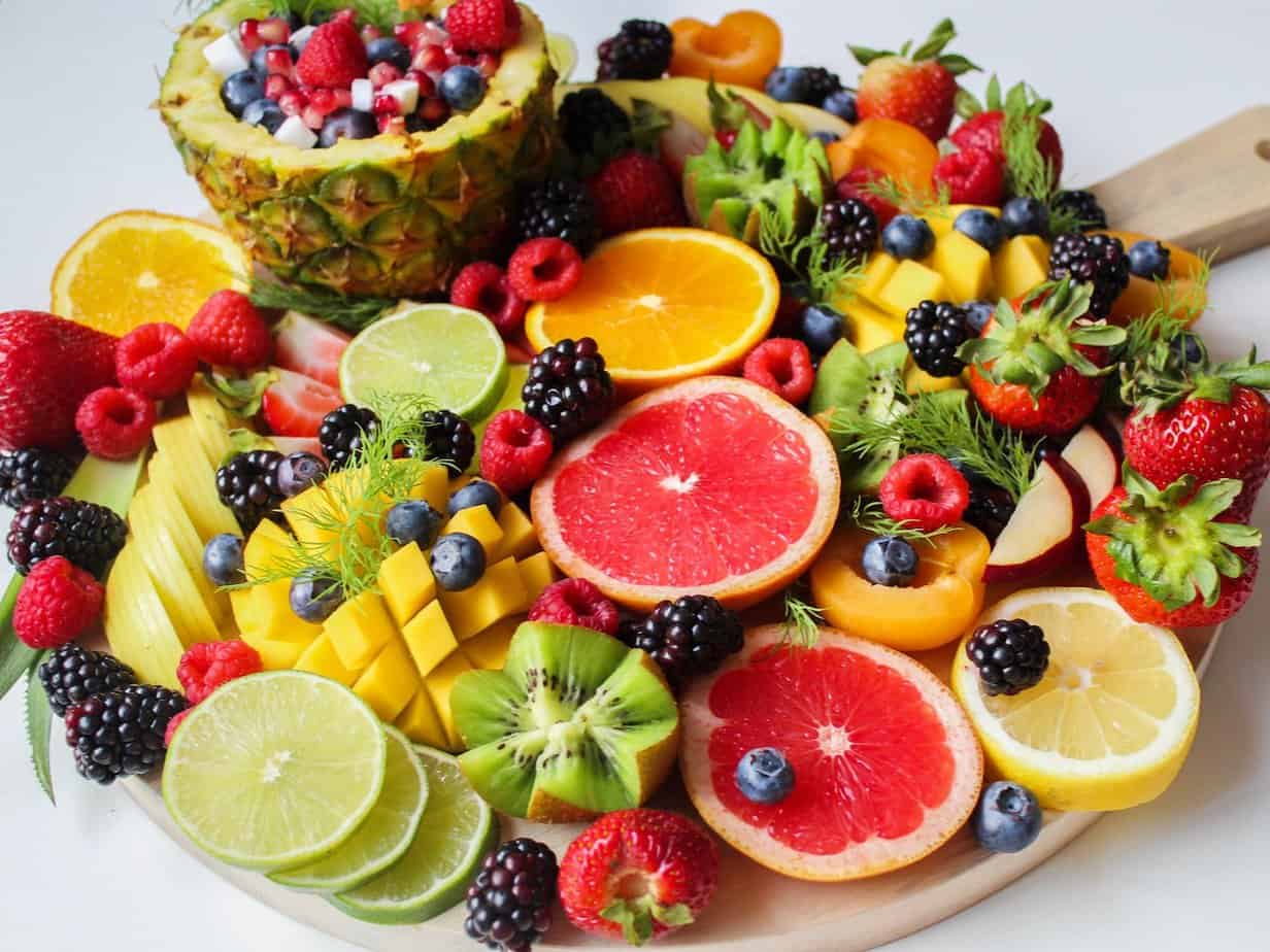 Sezonowe owoce i warzywa – zdrowie w Twoim talerzu