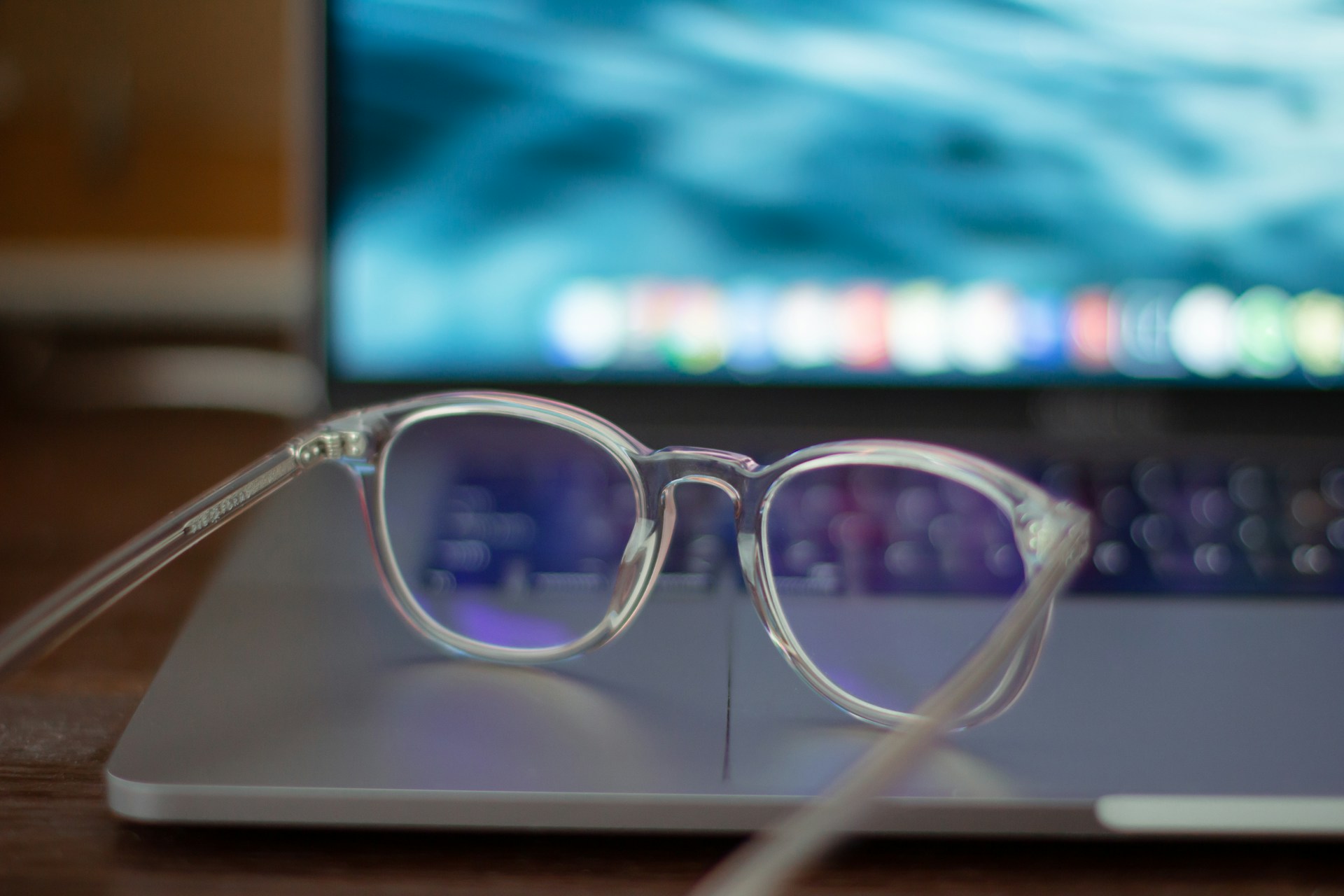 Dlaczego okulary ochronne do komputera są tak ważne?