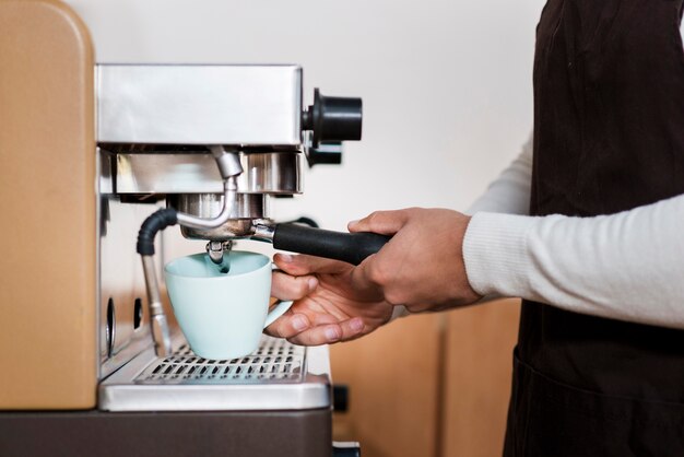 Jak dbać o ekspres do kawy marki Jura?